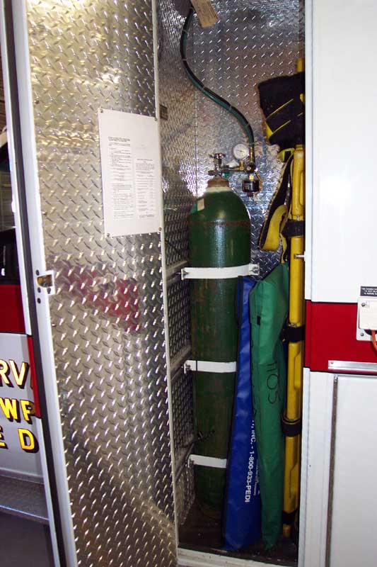 Image of ambulanceetank.jpg