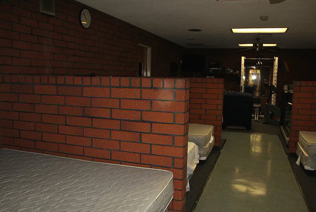 Image of bunkroom.jpg