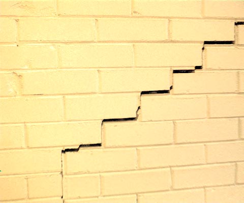 Image of crackedwall.jpg