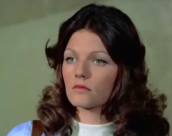 Image of joannelonghair.jpg