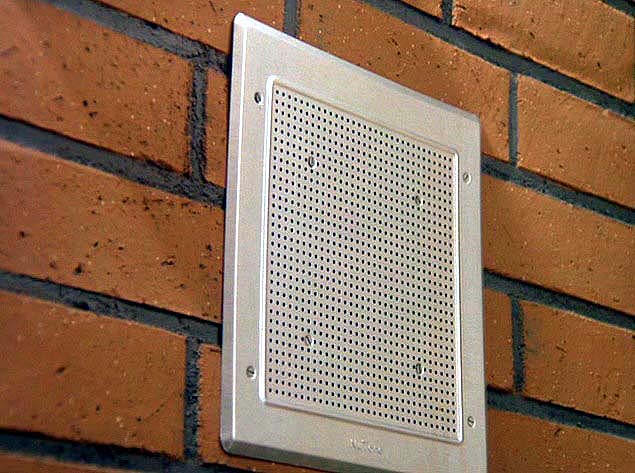 Image of grillcloseleft.jpg