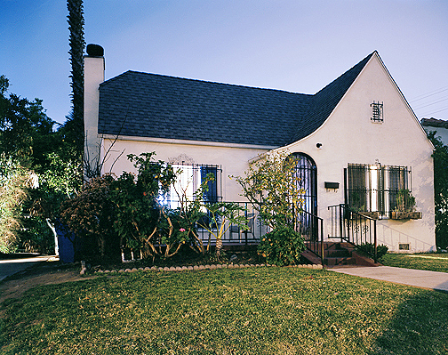 Image of lahouse.jpg
