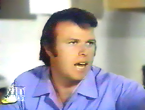 Image of royargueclosekitchenflip.jpg