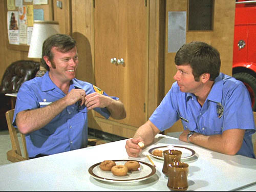 Image of roysmilestokerdonuts.jpg