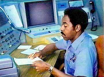 Image of sampanellanier5.jpg