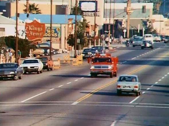 Image of squadrushtoemergencyavenue.jpg